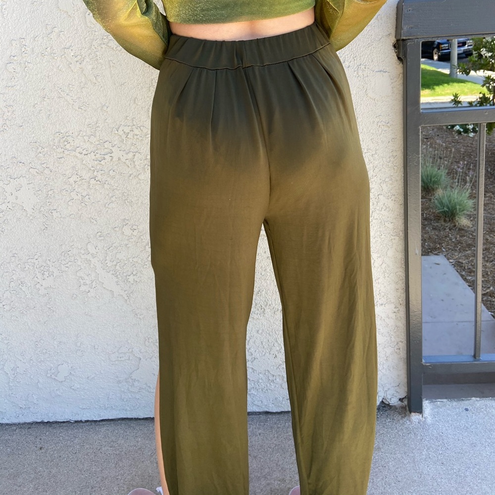 $5!! Green Flowy Pants with Slit, 2 - Picture 4 of 5